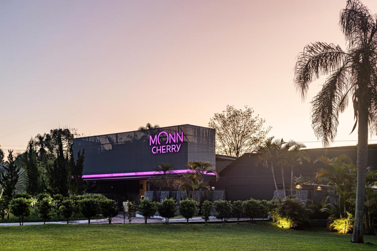 Monn Cherry Motel Лажеаду Экстерьер фото