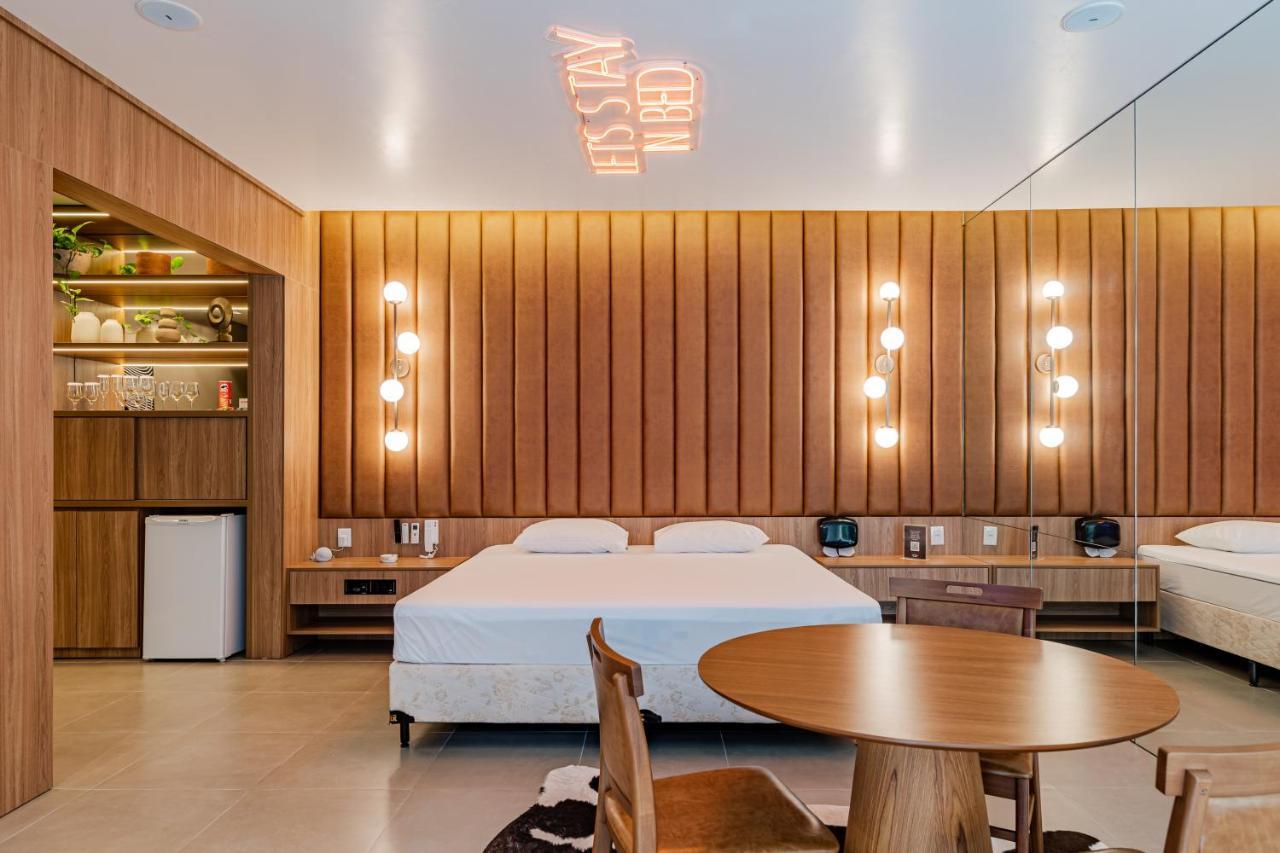 Monn Cherry Motel Лажеаду Экстерьер фото