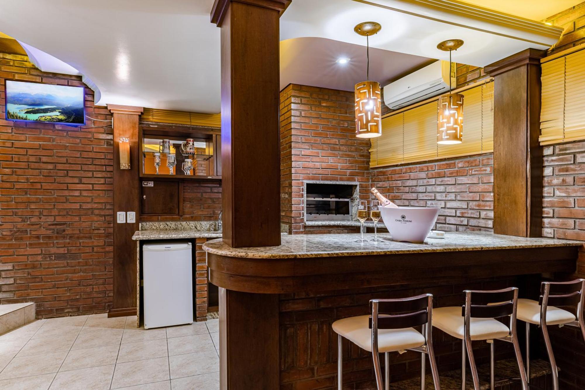 Monn Cherry Motel Лажеаду Экстерьер фото